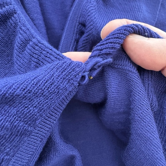 Elie Tahari Merino Wool Cardigan - Picture 5 of 9